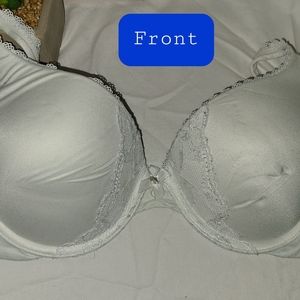 Victoria's Secret body by Victoria white bra